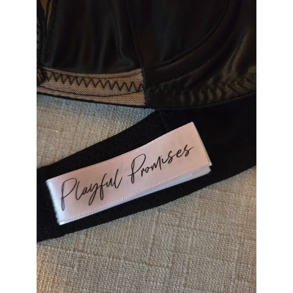 Playful Promises Wren Black Lace & Illusion Mesh Bra - Picture 6 of 11